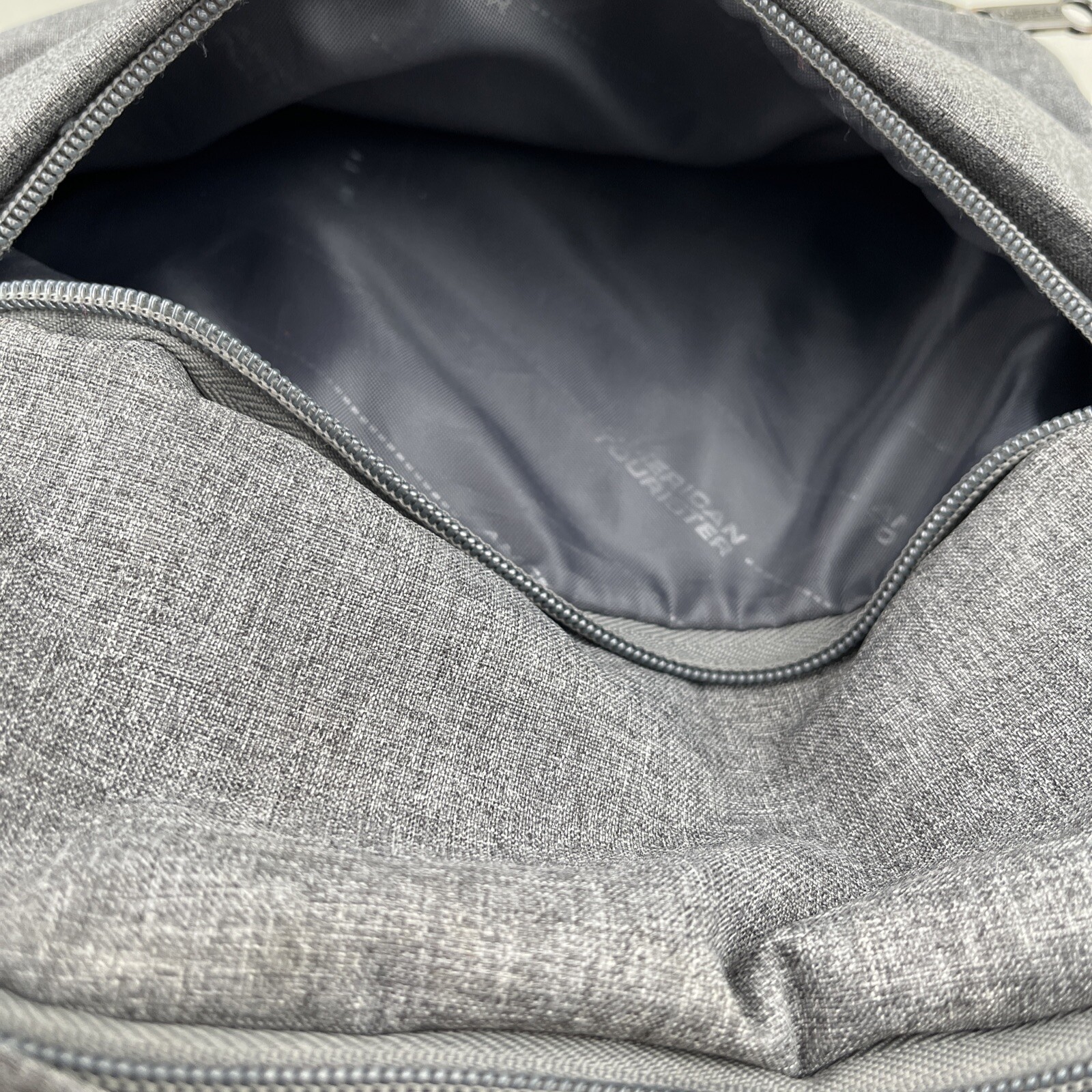 American Tourister Backpack Lightweight Dark Gray Fits 13” laptop Nice!!