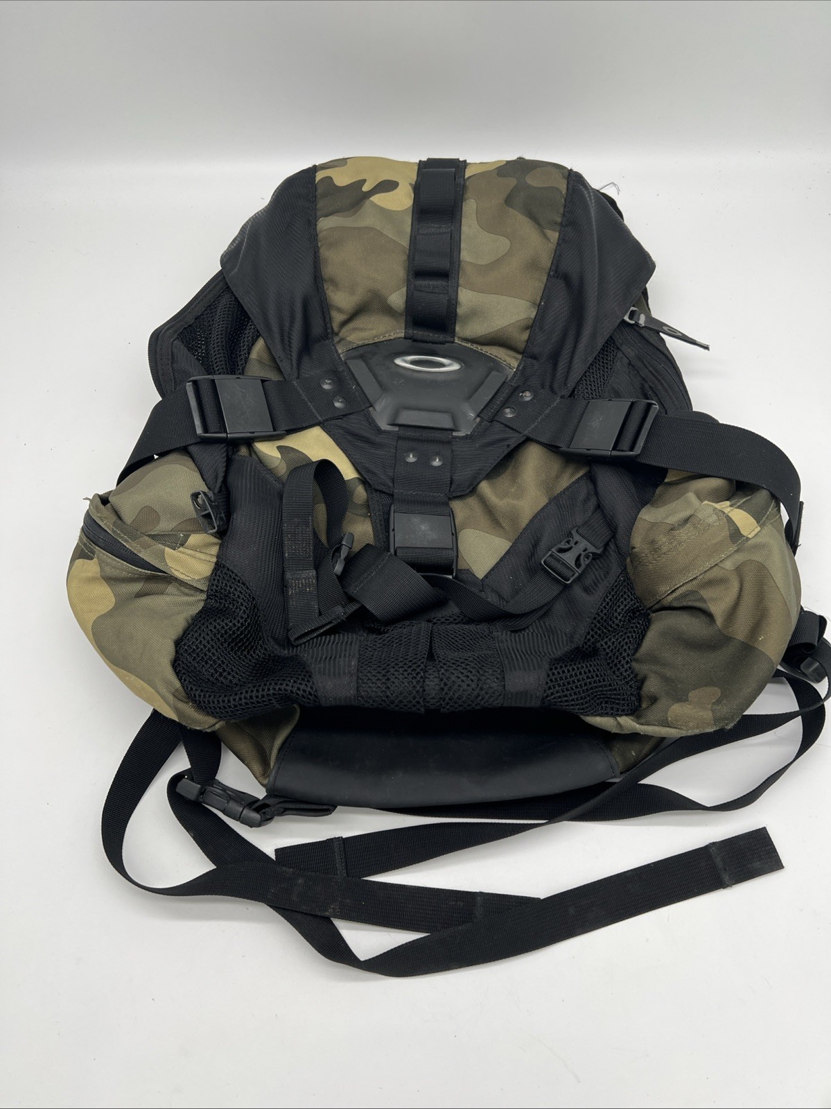 Oakley Icon 3.0 Backpack Large Tactical Gear Bag Y2K Skull Rare Woodland Camo