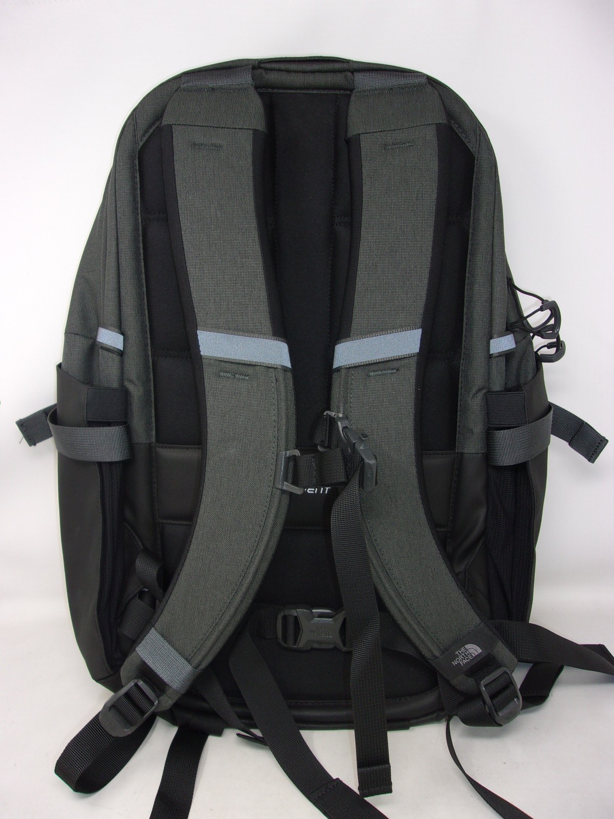THE NORTH FACE Recon Laptop Backpack, Asphalt Grey/Black, OS – GENTLY USED
