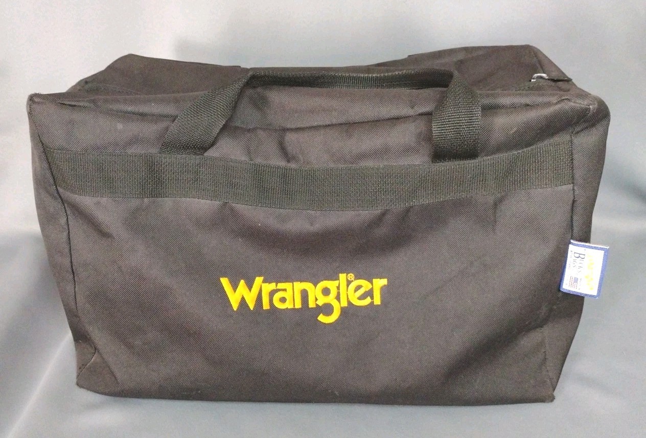 Wrangler by Bucks Bags Black Duffle Made In USA 17.5Wx8Dx11H Very Good Condition