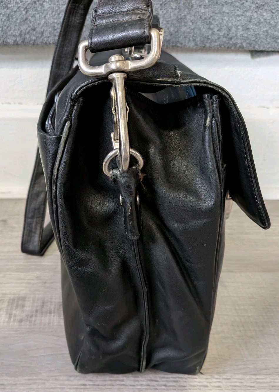 Levenger Black Fine Leather Tools Briefcase w/ Shoulder Strap