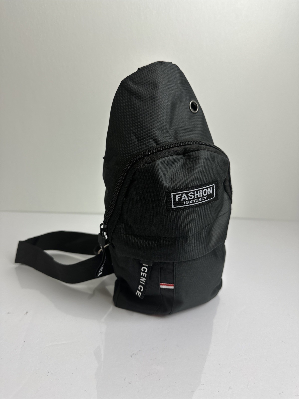 Men Women Sling Bag Chest Fanny Packs Cross Body Travel Shoulder Backpack Sport