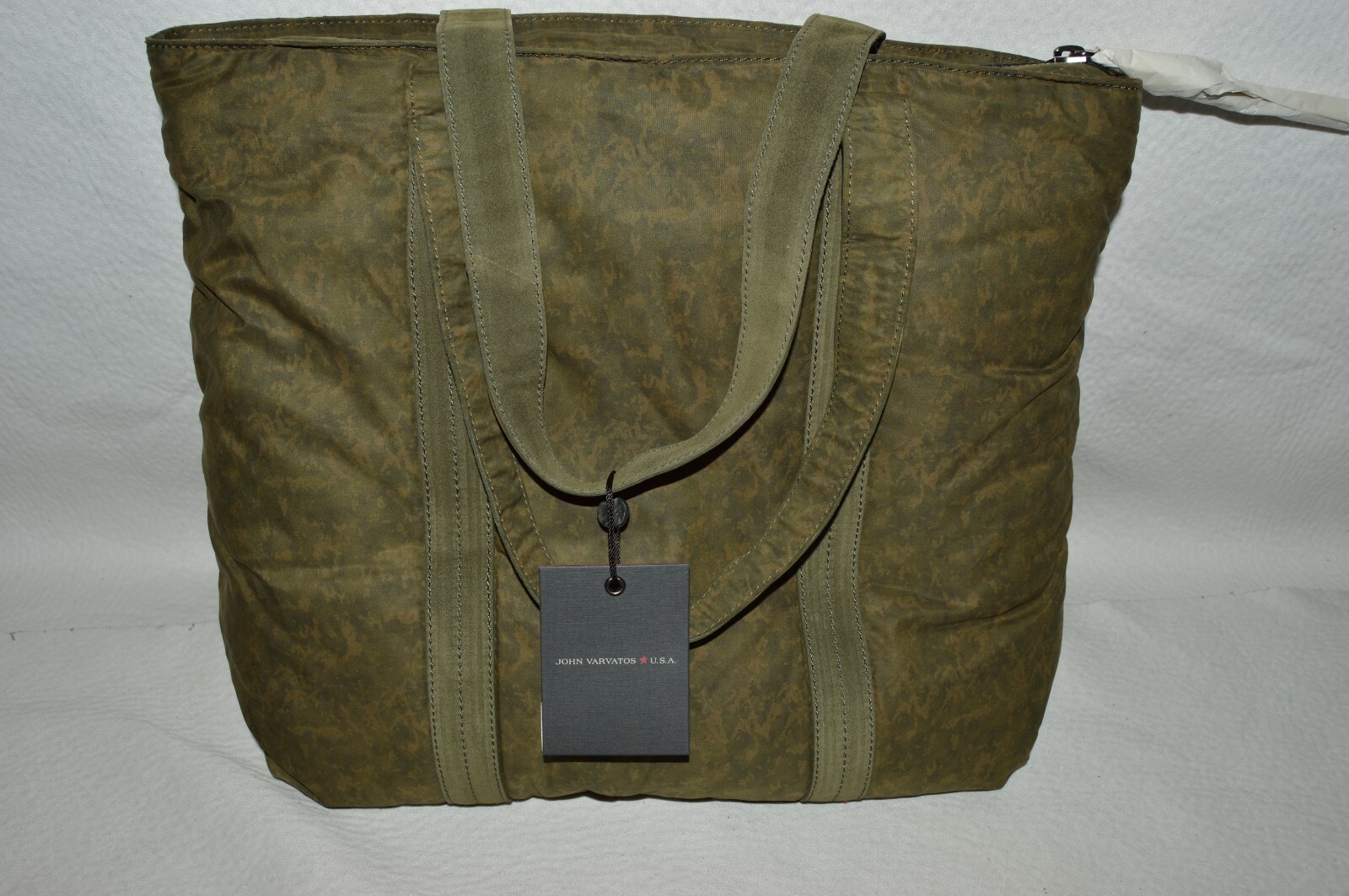 JOHN VARVATOS * USA Man’s NYLON PUFFER TOTE Bag NEW 19x16x7in Retail:$228