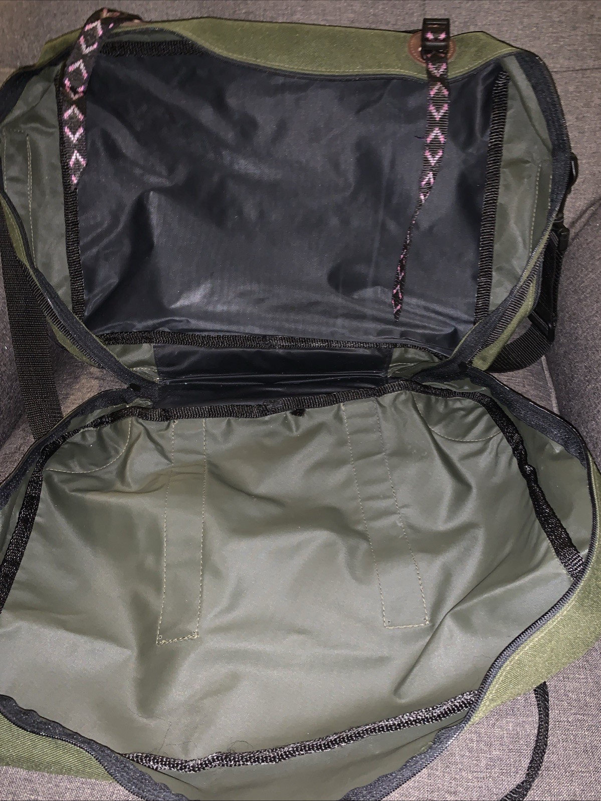 Orvis Messenger Bag Green/Brown Zip Crossbody Shoulder Strap Inner/Outer Pockets