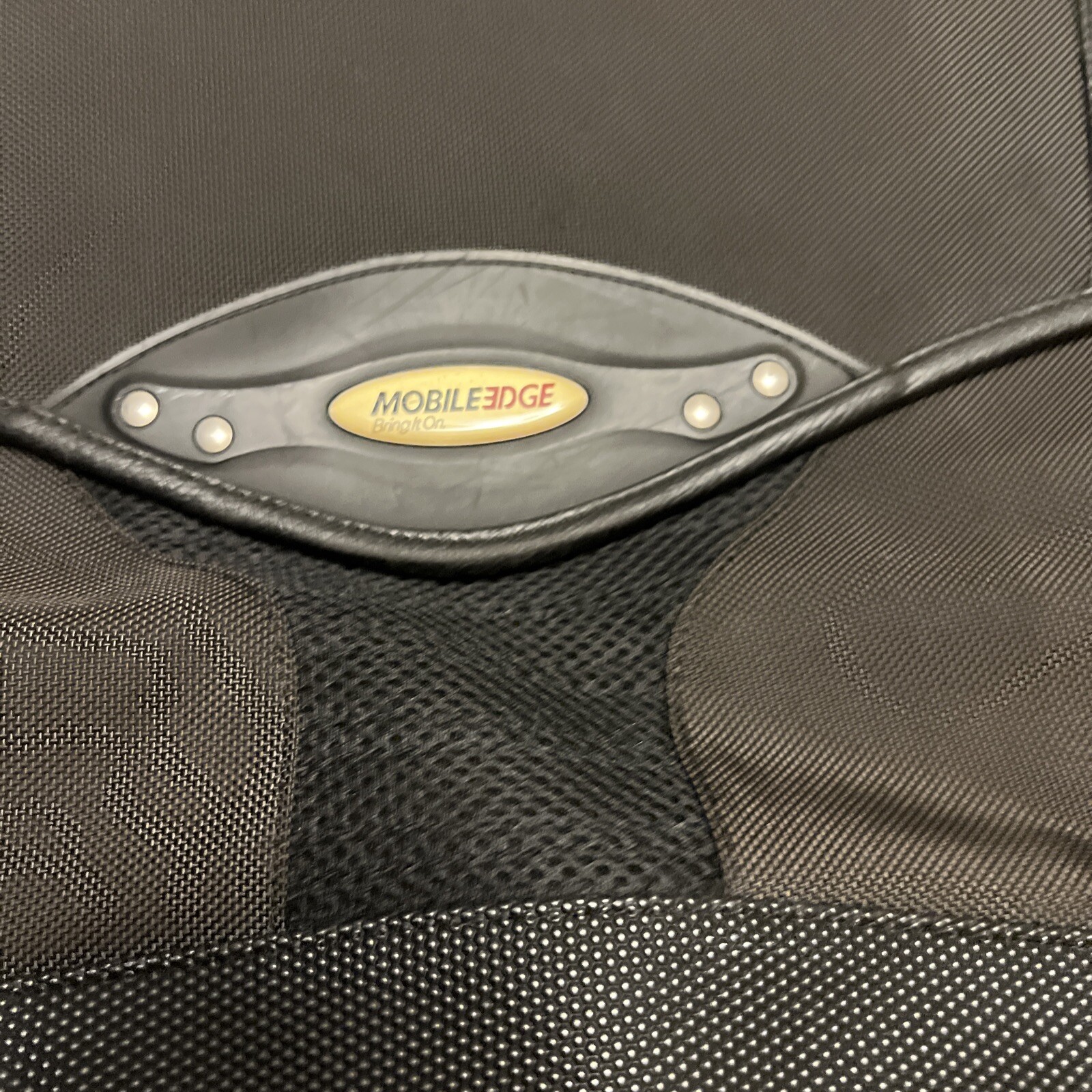Mobile Edge Premium Laptop Softsided Padded Messenger Bag Case Briefcase GR15
