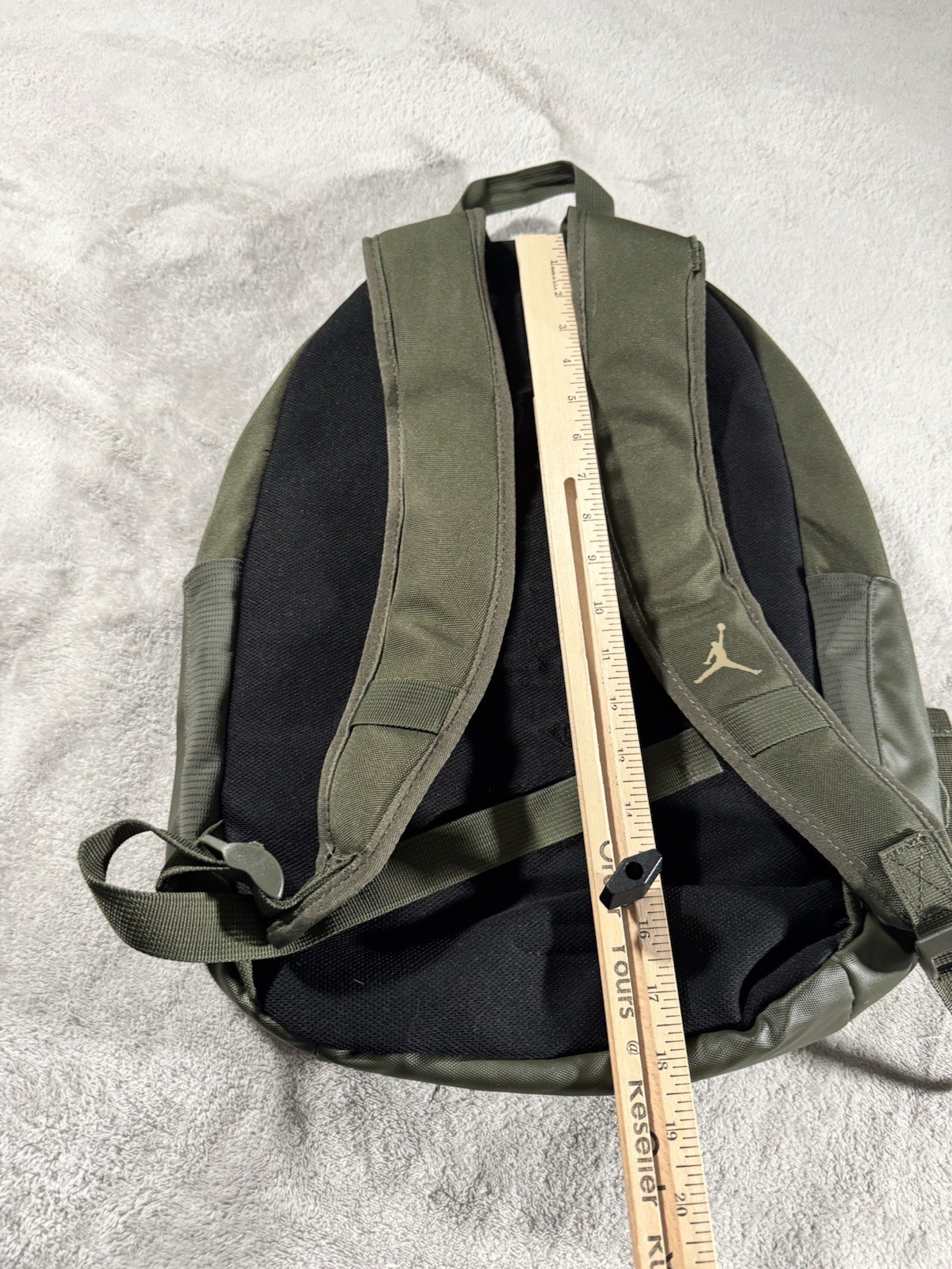 NIKE JORDAN Green ESSENTIALS BACKPACK BOOKBAG