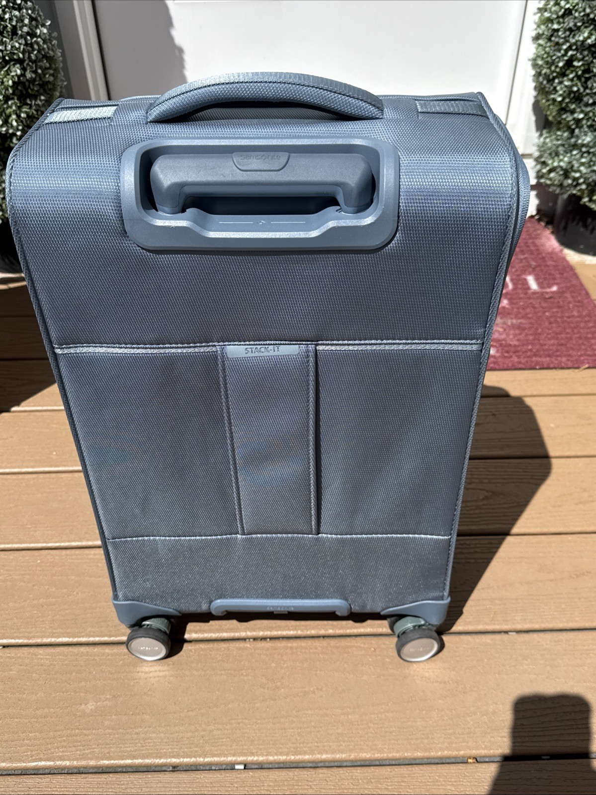 Samsonite UpLIFT Lightweight Softside Expandable Luggage Blue Carry On