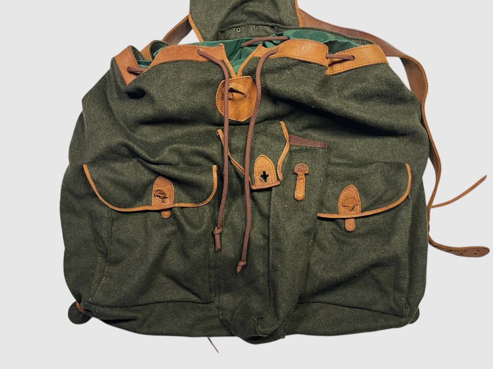 Vtg UNBRANDED Green/Brown BEAUTIFUL WOOL/LEATHER BACKPACK Travel Hike Gear Bag