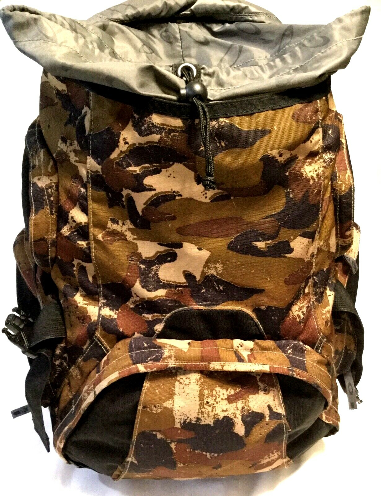 RARE OAKLEY CAMO TACTICAL BACKPACK Large Camouflage Hiking Bug Out Bag Pack