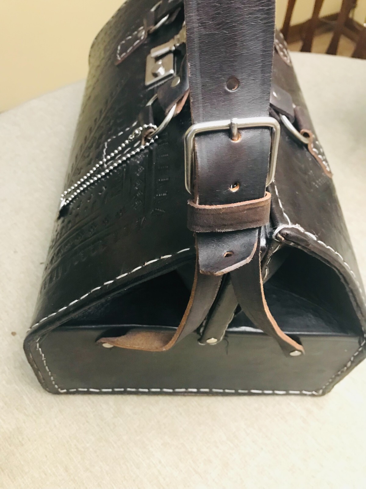 1930s Leather Gladstone Bag / Briefcase / Travel Bag / Messenger Bag – Spain
