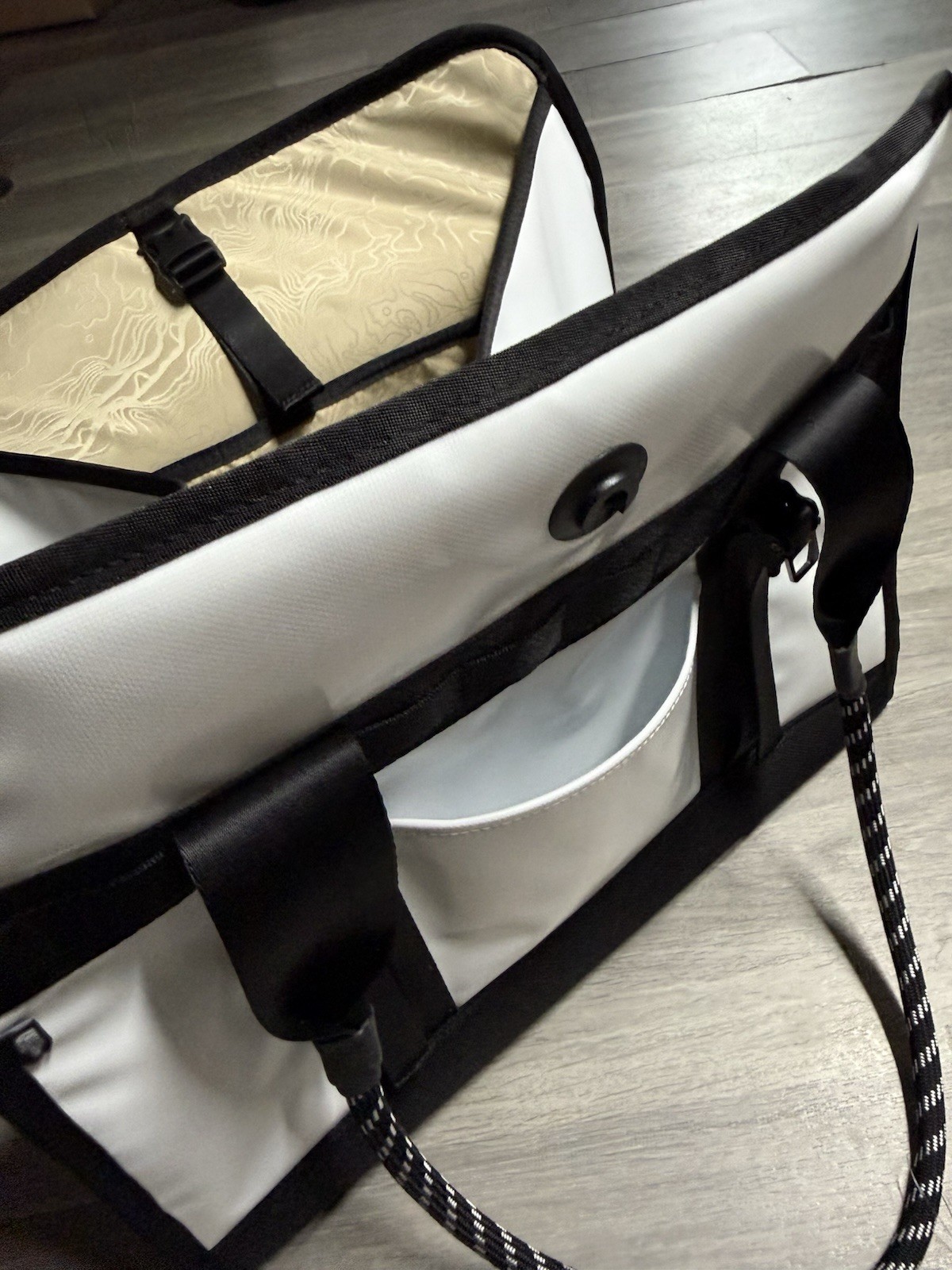 The North Face Base Camp Tote Bag Sample – TNF White/Black $175 MSRP