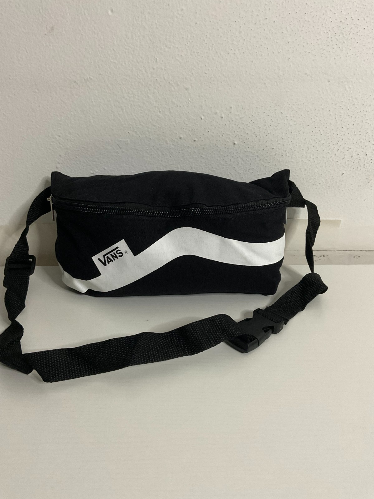 Vans Unisex Adult Travel Utility Fanny Pack Black/White