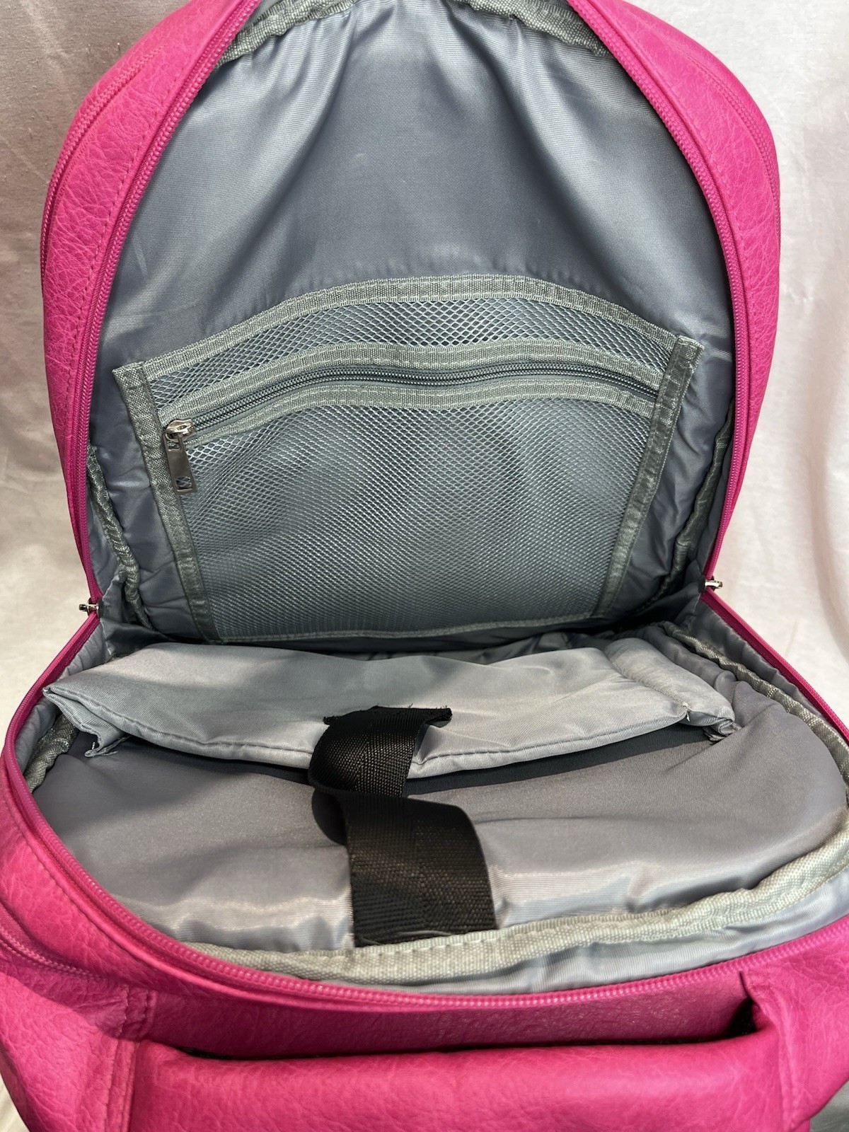 Pink Large Backpack Zip Closure Adjustable Straps Lined Pockets Travel Casual