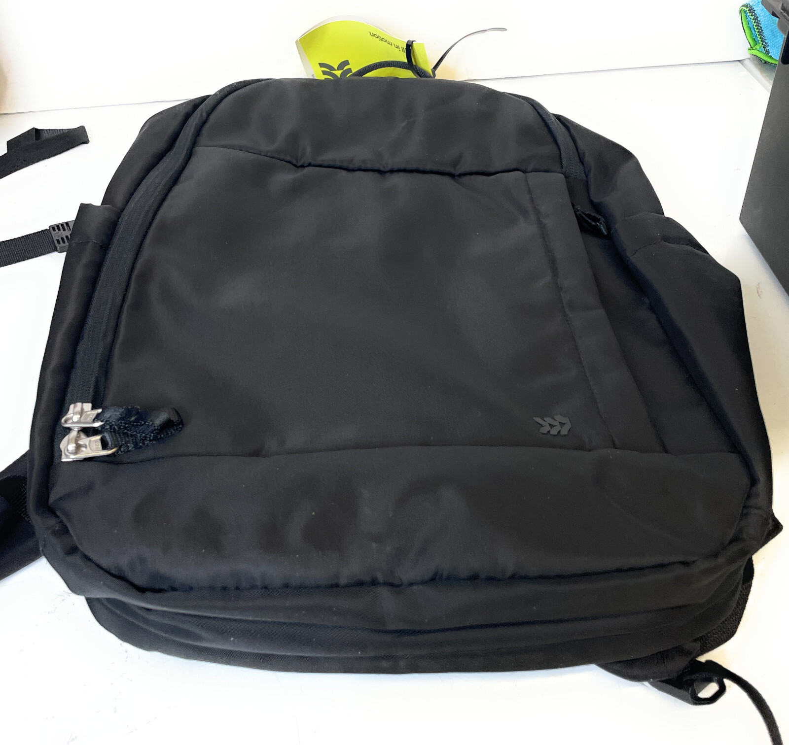 All In Motion Unisex Adjustable 17.5″ Lifestyle Backpack Bag, Black, 069-10-3905
