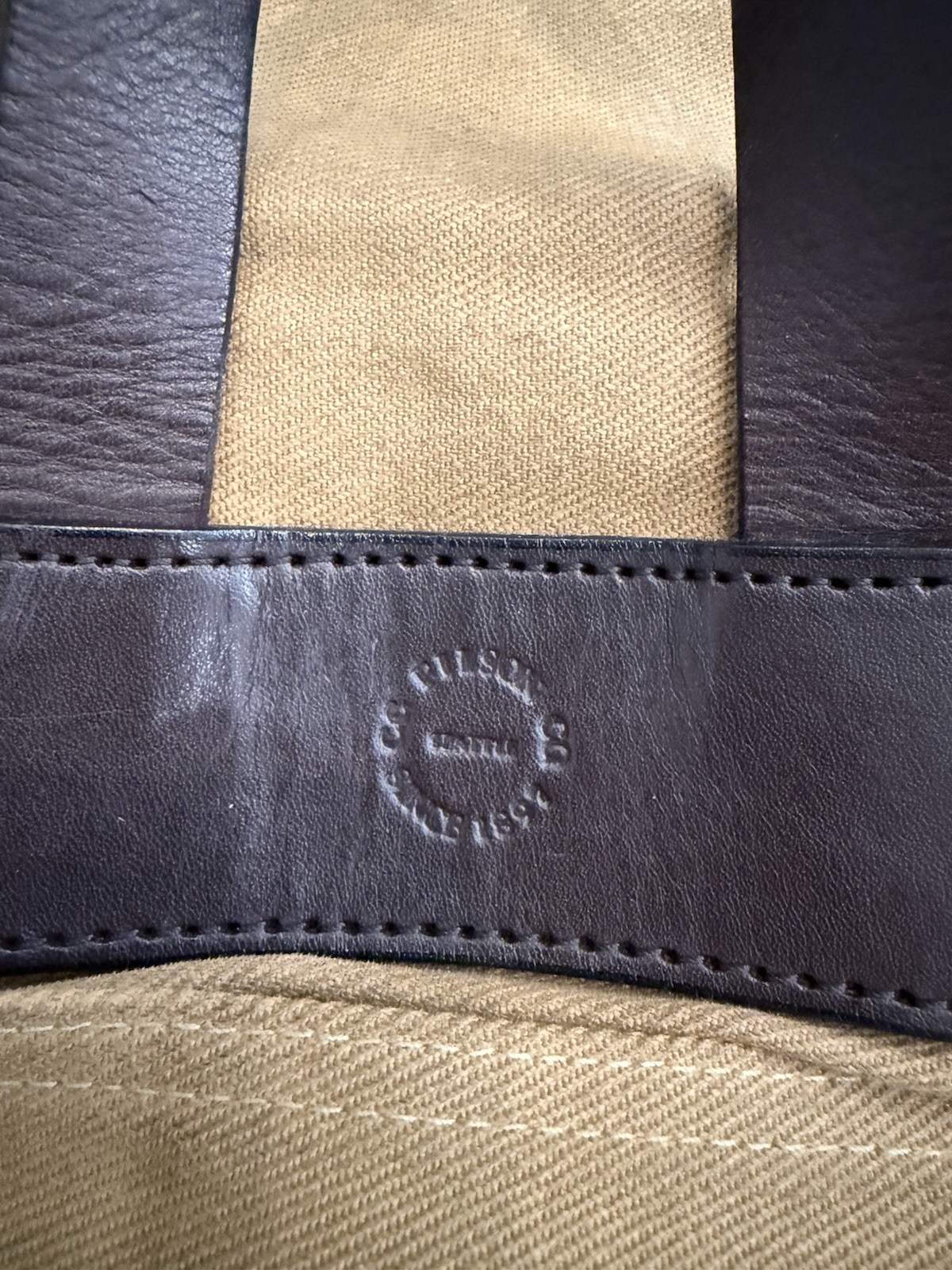 Filson Medium Rugged Twill Field Bag