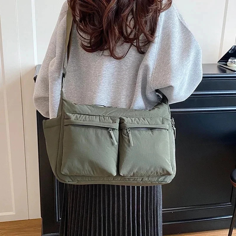 UNIQLO Casual Multi-pocket Messenger Bag Men Women Shoulder Bag Travel Sport Bag