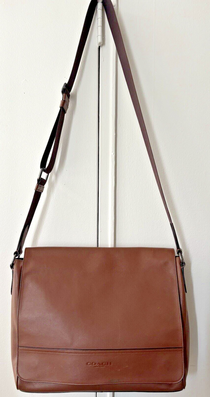 Coach U-Sex Messenger Flap Bag Tan Pebbled Leather X-body Strap Laptop Work GUC
