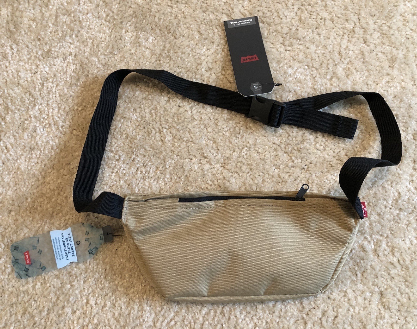 NEW Levi’s Crossbody Bag / Fanny Pack – Khaki Brown & White – One Size Fits Most