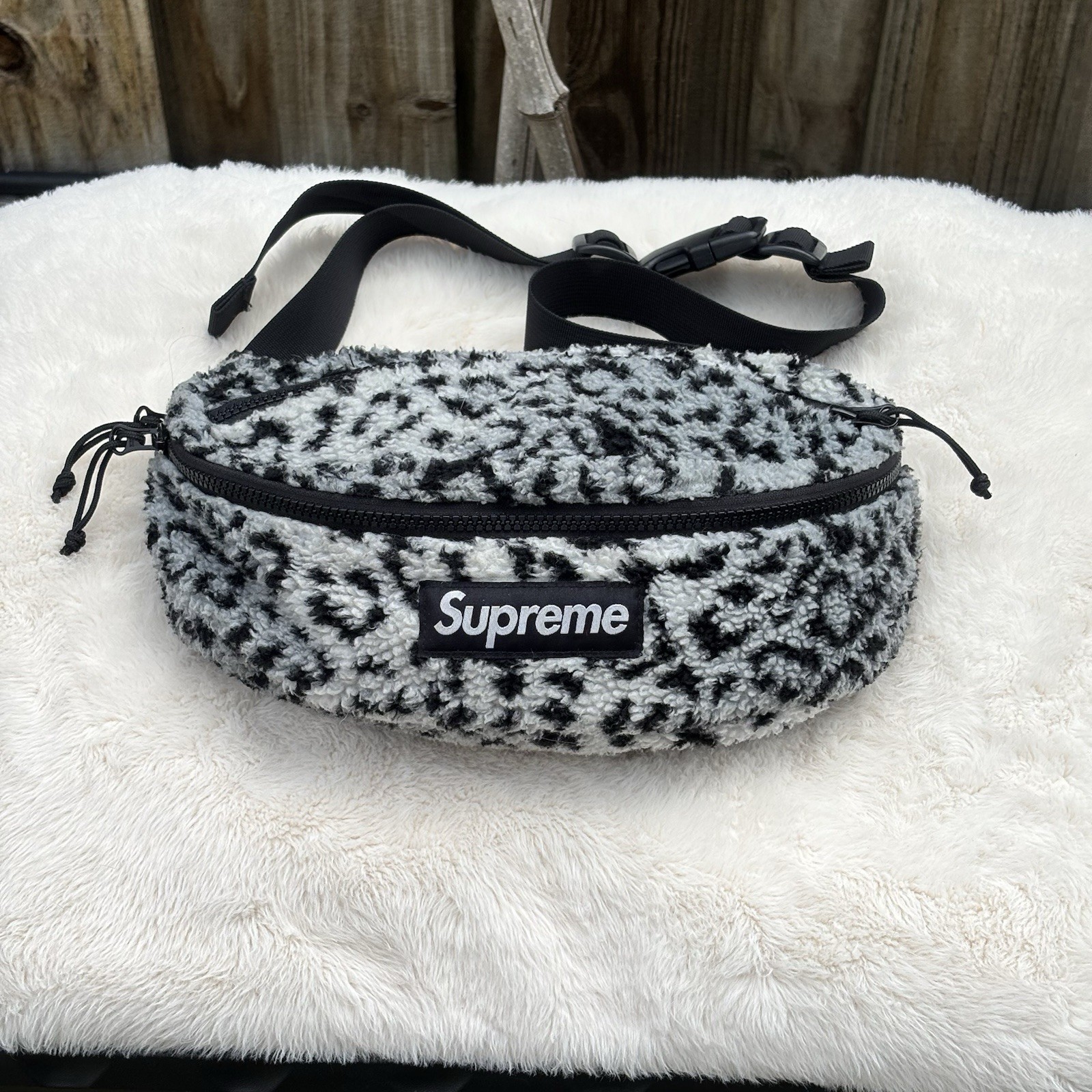 Supreme Leopard Fleece Waist Bag White Black FW17 Sherpa Fanny Pack Belt Bag