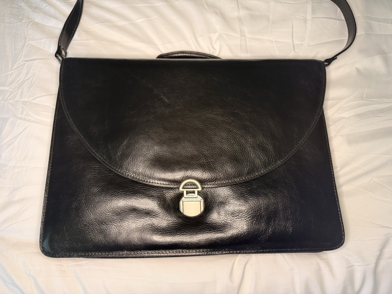 Mazzanti Men’s Black Briefcase/Document Case Push Lock Zip Inner Pockets Strap
