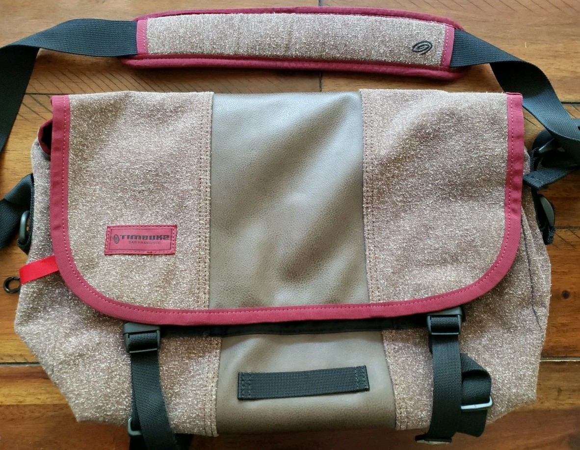 Minty Timbuk2 Messenger Bag Rare Colorway Stuck in the Middle Clean!