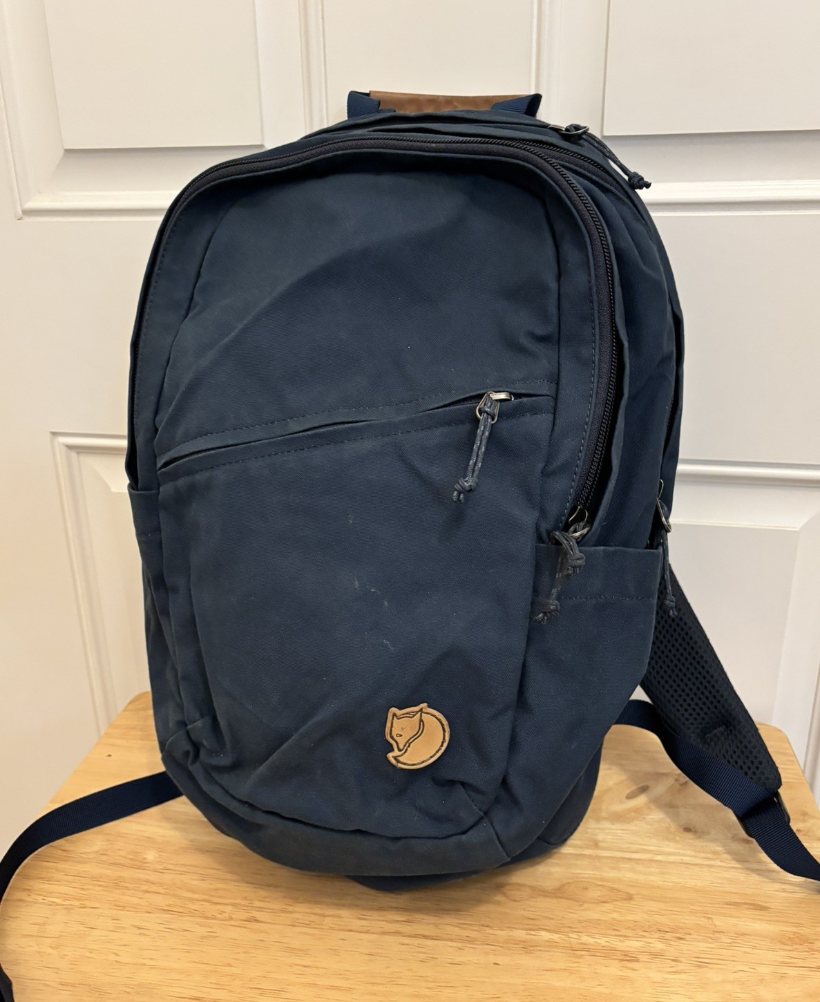 Fjallraven Raven 20 Backpack Navy blue solid unisex travel