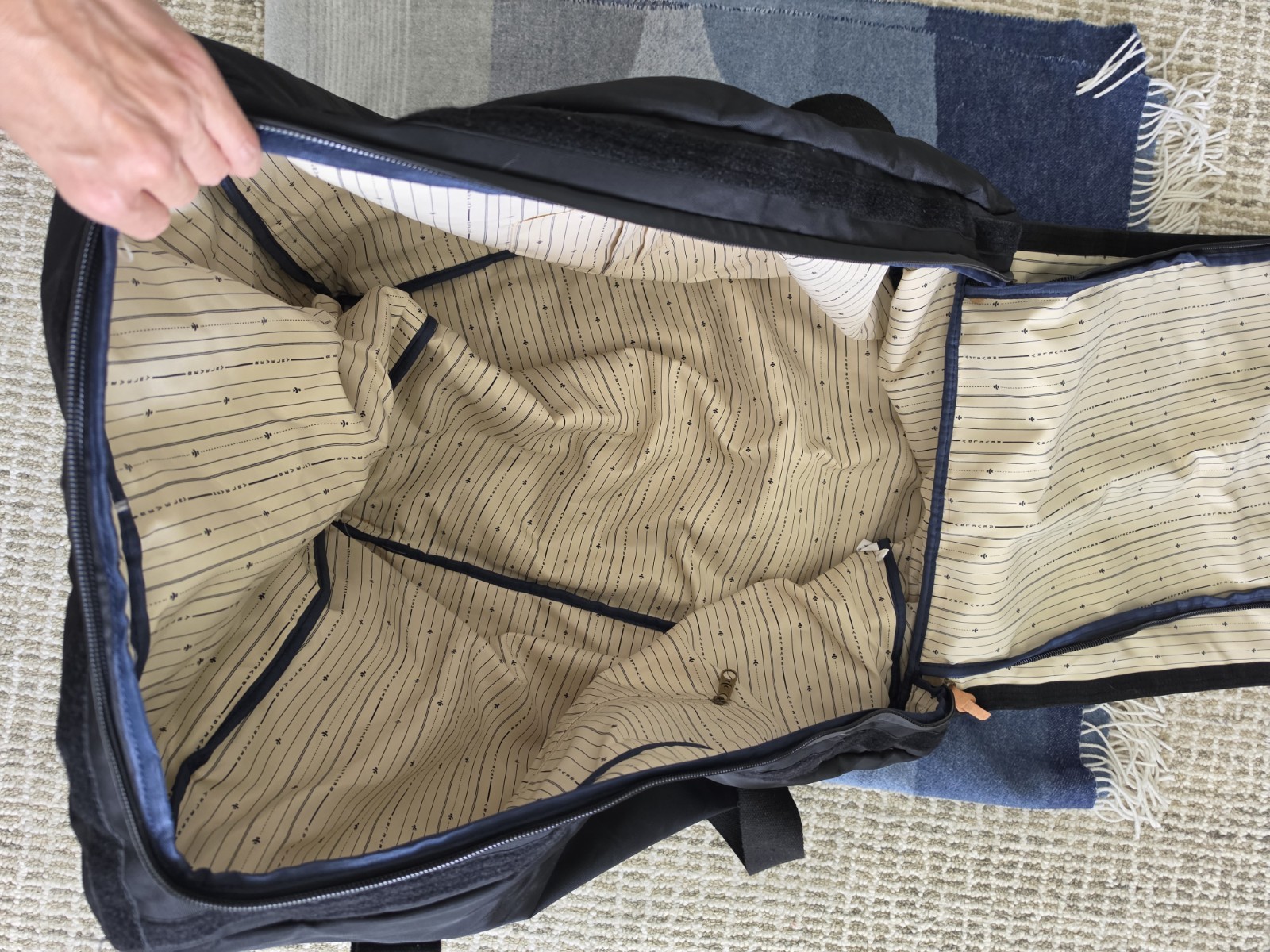 Revelry The Handler – Black, 27 Gallon Large Travel Tote Bag