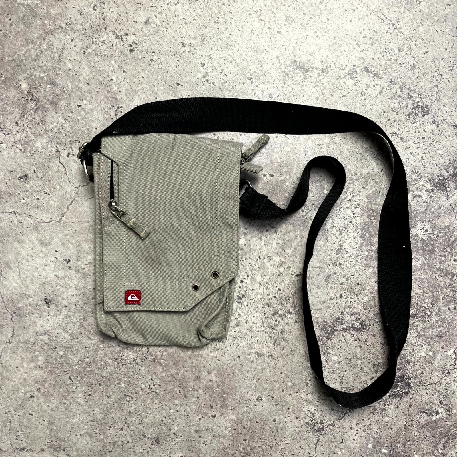 Vintage QUIKSILVER Biege Canvas Utility Shoulder Bag Crossbody Messenger Pouch