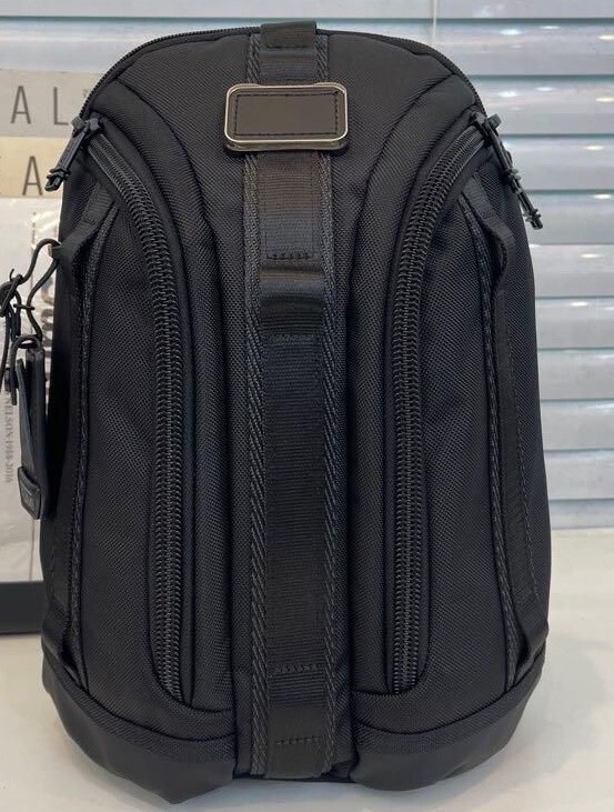 TUMI 232743 Black Knight Sling Body Bag compact Ballistic Nylon outlet New