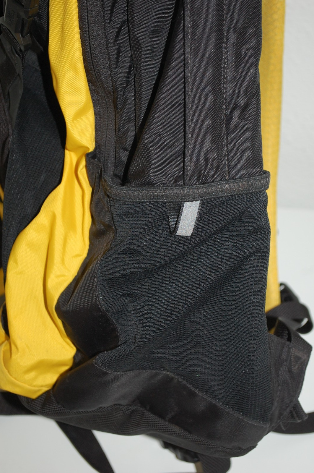 The North Face Recon Backpack Black Yellow Laptop Divider Hiking Bag School