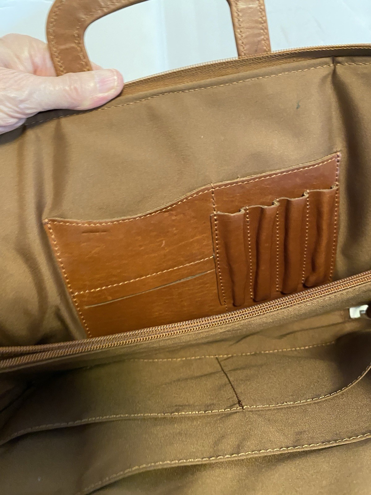 Wilson Brown Fine Leather Vtg Look Executive Briefcase Double Handled Zip Around