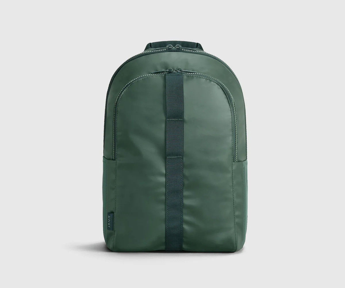 New in Box, Original Packaging: AWAY Active Backpack 26L – Color Forest Green