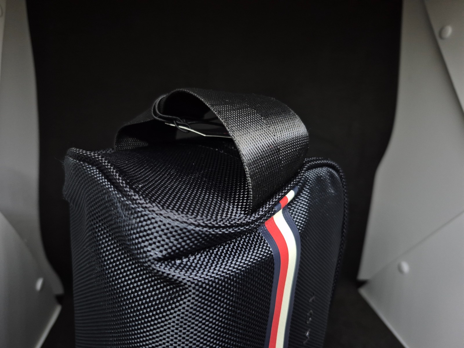 Tommy Hilfiger Adult Unisex Toiletry Kit Hanging Bag Black Organizer