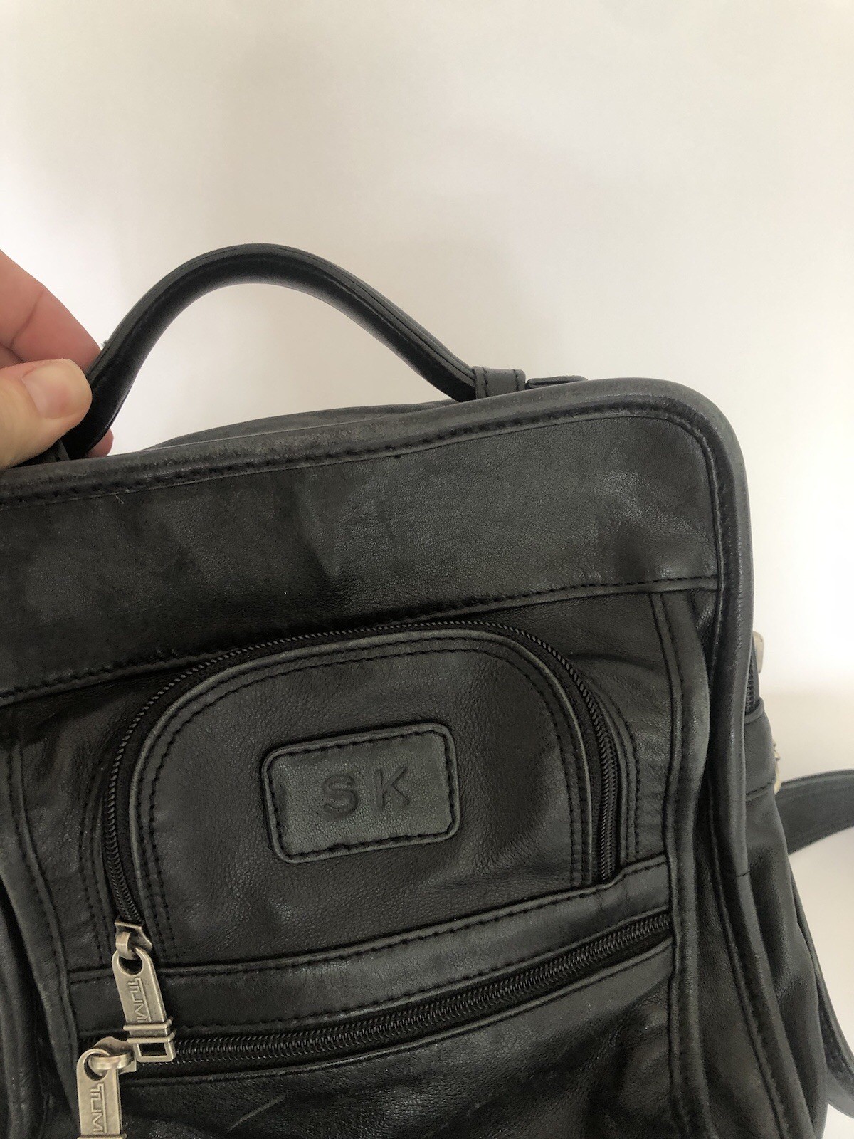 TUMI Alpha Medium Crossbody Black Leather Vertical Multi Pockets Messenger Bag