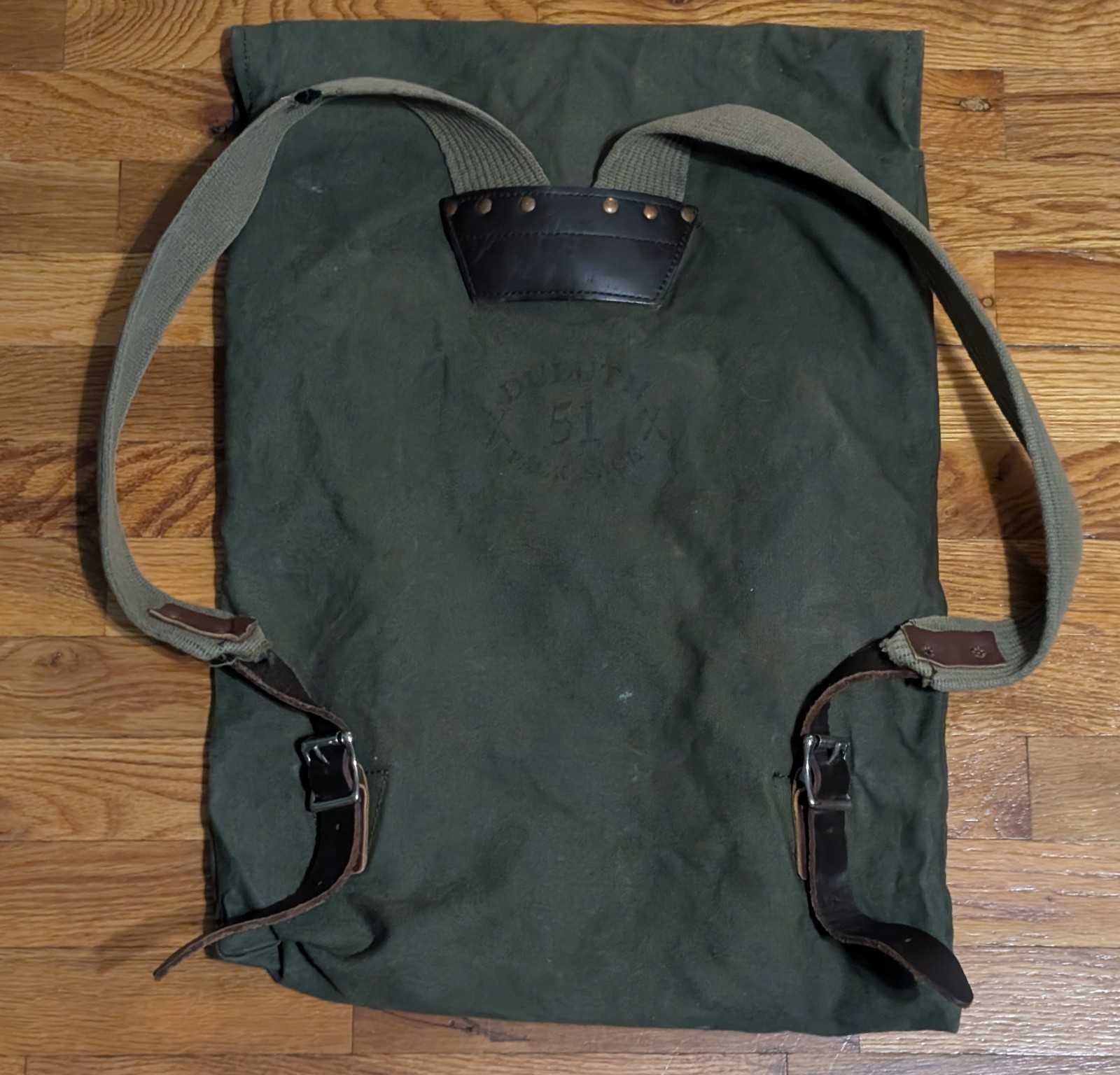 Duluth Pack #51 – Utility Backpack Olive Canvas w/ Leather Adjustable Straps
