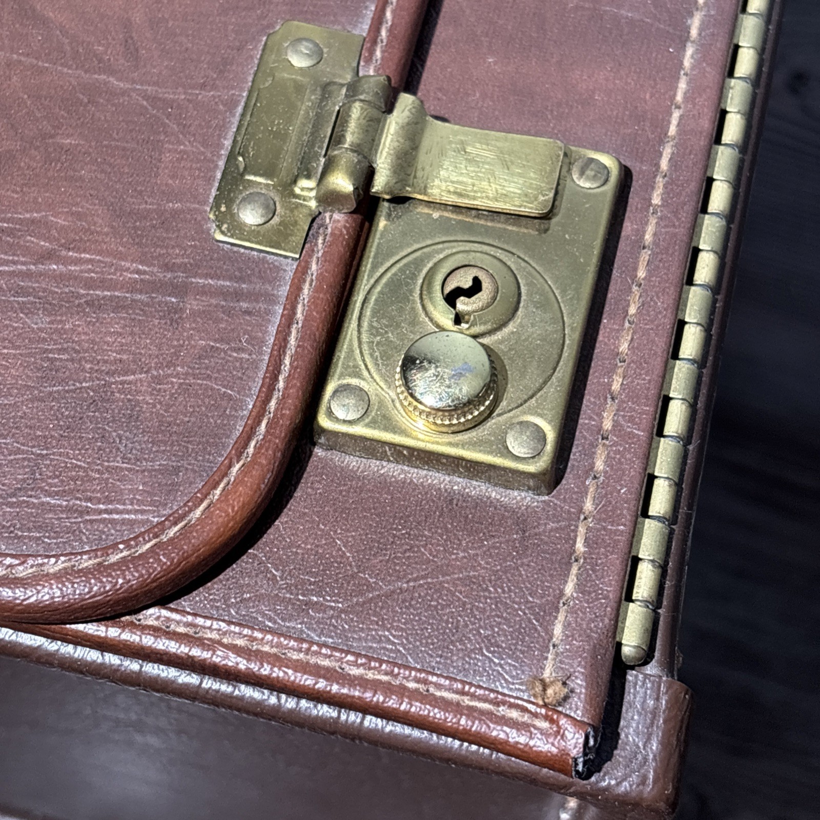 Vintage Stebco Tufide Pilot Hard Case Briefcase Brown Made USA No Key 18”x13”x8”