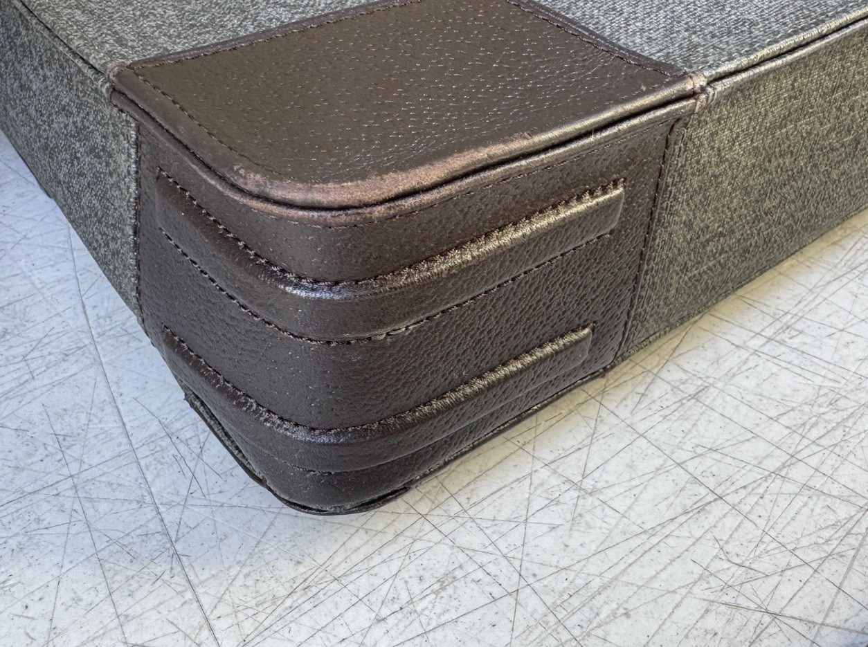 TUMI Astor Dorilton Gray Dark Brown Leather Business Shoulder Bag Briefcase