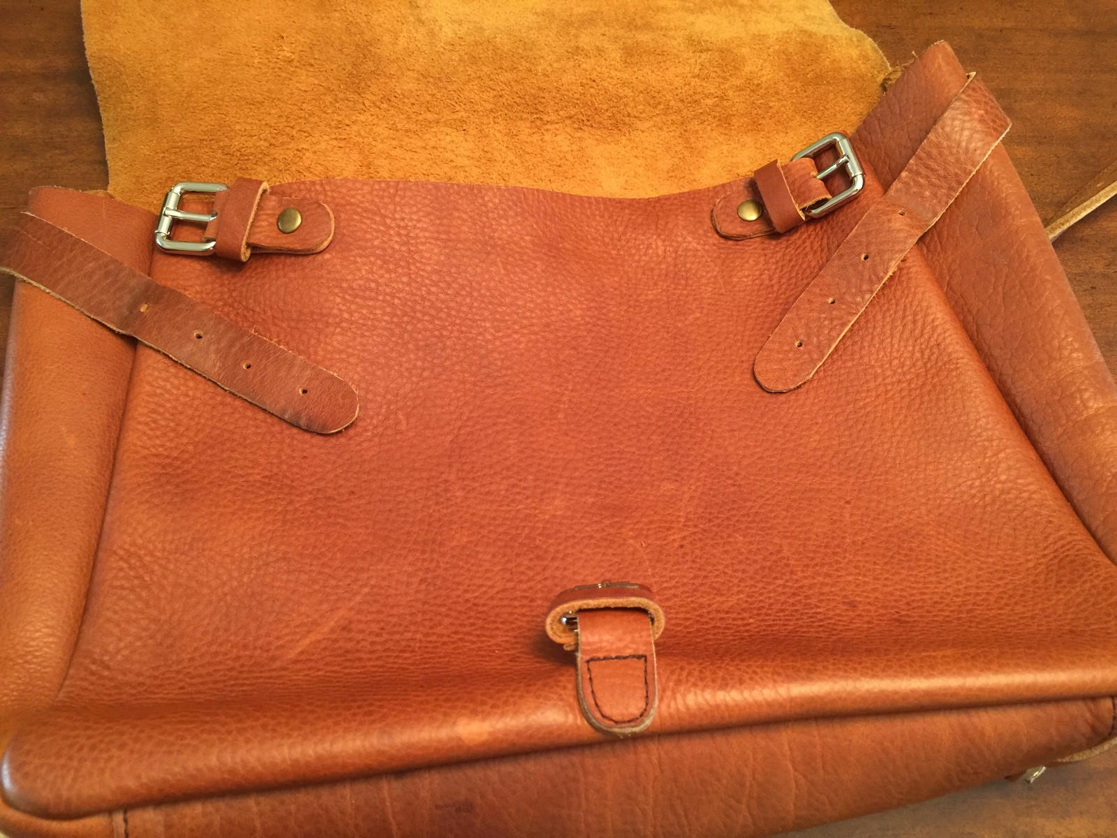 Rustic Tan Burnished Leather Briefcase / Messenger Bag / Mail Bag – Spain