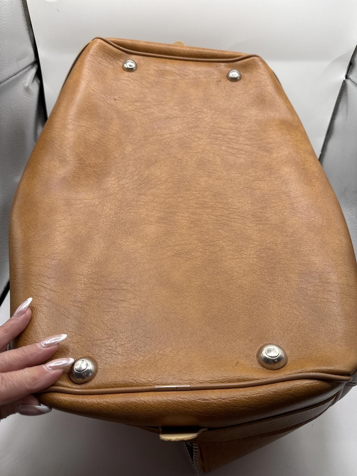 Vtg Vegan Leather Ambassador Men’s Brown Leather Travel Bag with Dual Handles