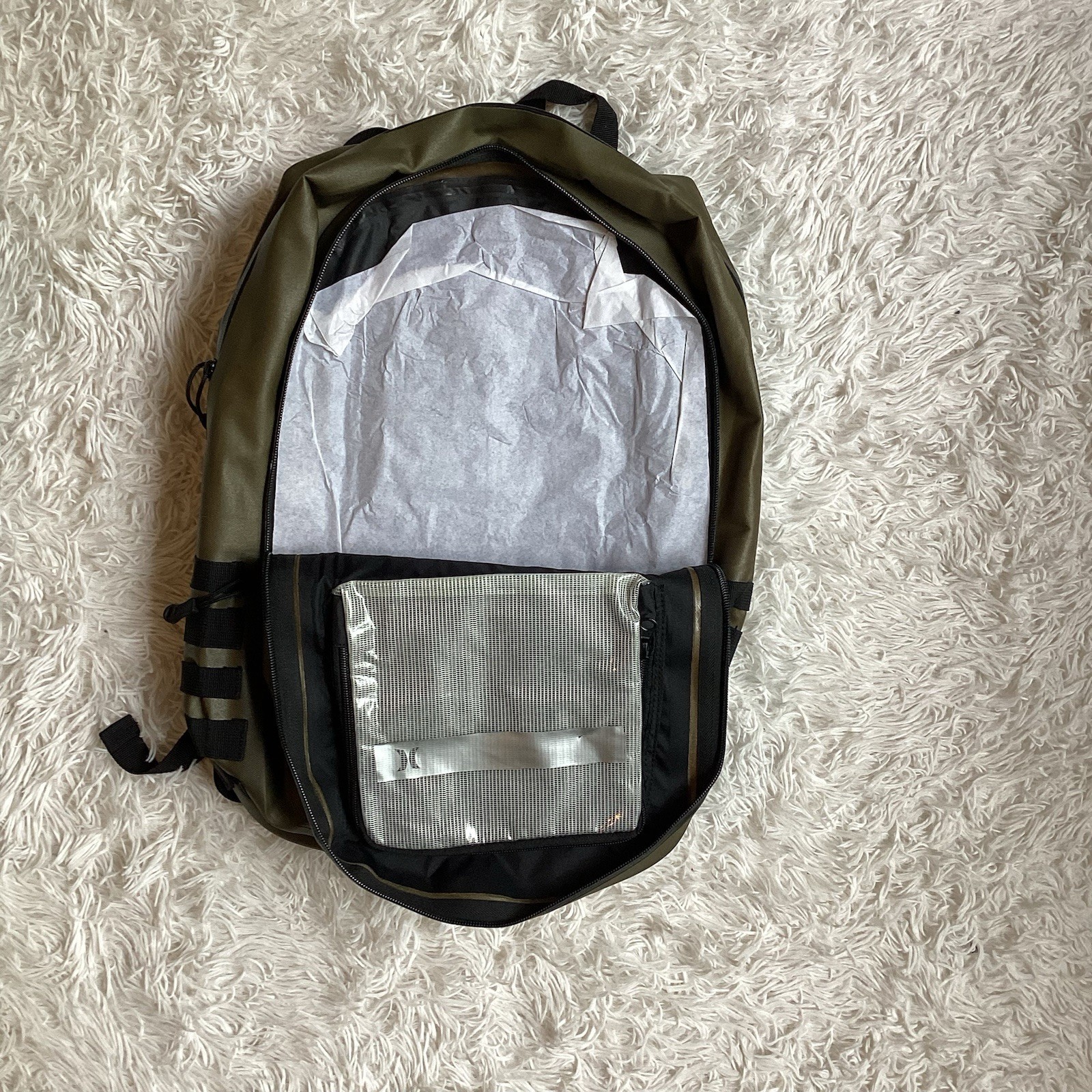 Hurley First Light Backpack Green Nylon Durable Water Resistant Surf Skate