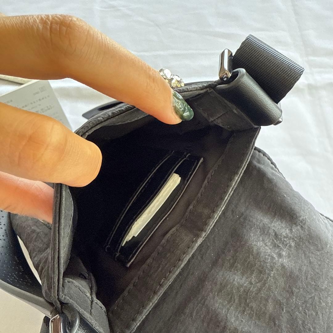 Emporio Armani Shoulder Bag Classic