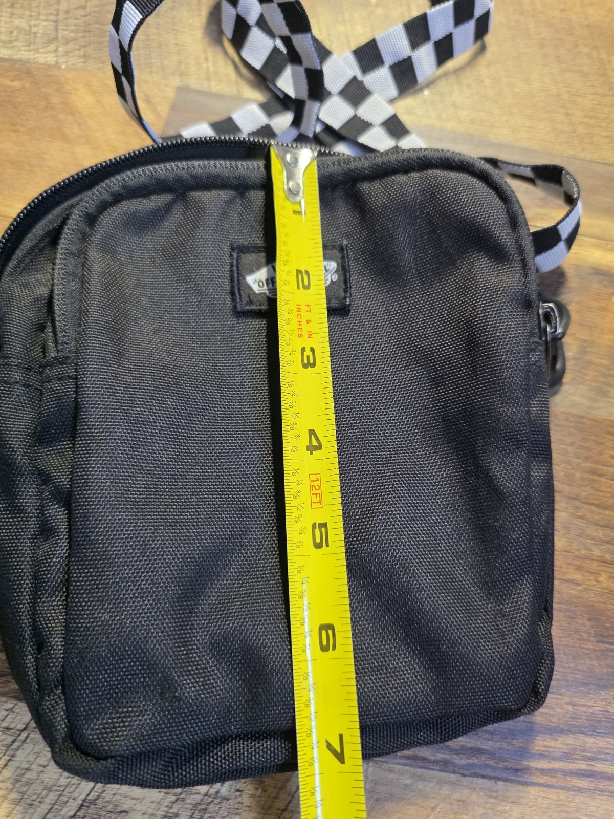 VANS small Go Getter Cross-Body Shoulder Bag Purse Black & White Checker
