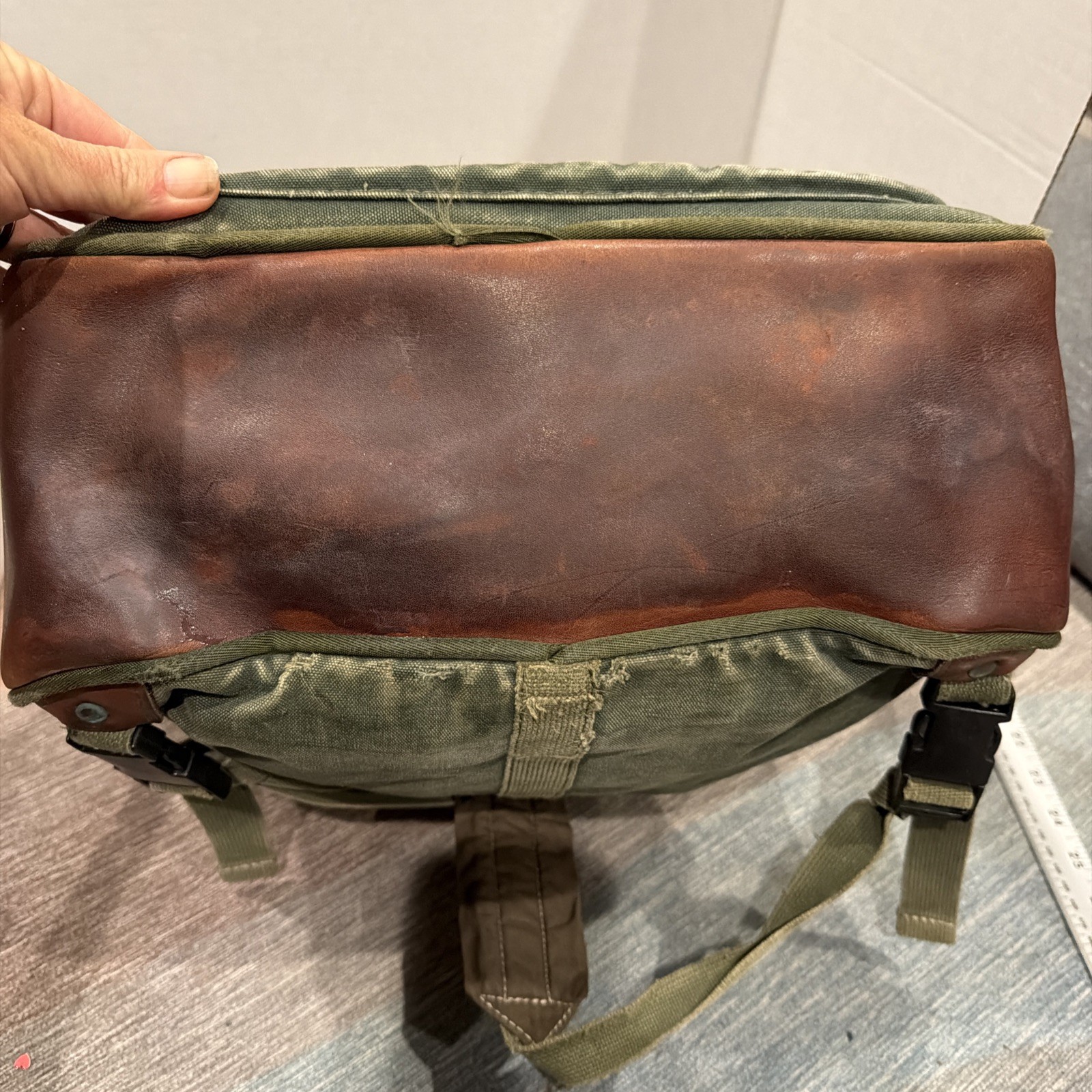 Orvis Battenkill Canvas Leather Backpack Green Brown Travel Outdoor Vintage READ