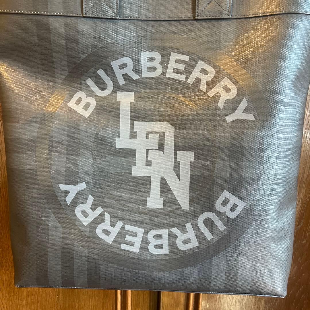 Authentic Burberry Logo Graphic London Check Canvas Tote Bag 34cm x 37cm | Men’s