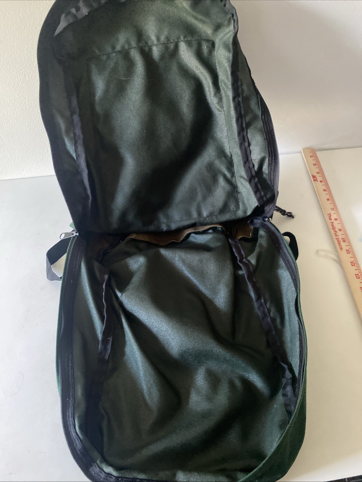 Vintage Jansport suede leather bottom backpack green classic school USA 90s