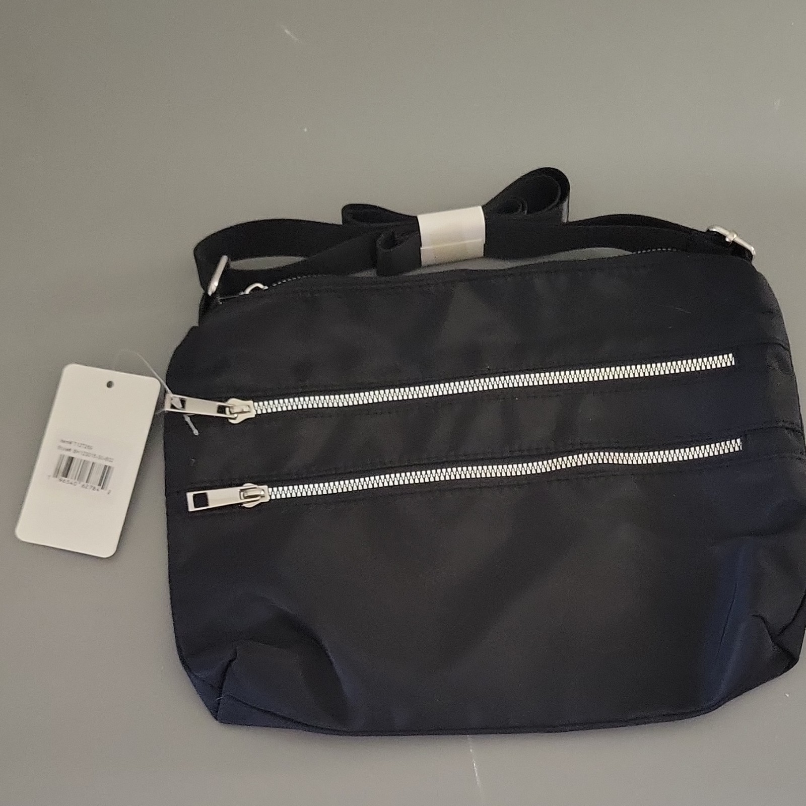 Born Concept Black Crossbody Bag Adjustable Strap Zip Closure Multiple Pockets