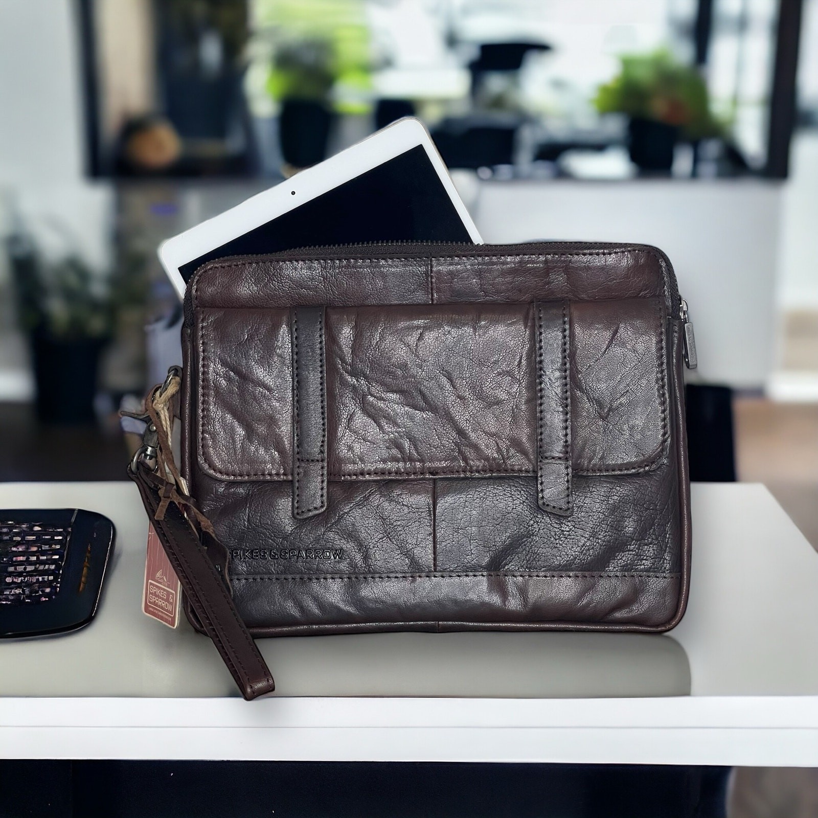 Spikes and Sparrow Dark Brown Buffalo Leather Tablet Case iPad Sleeve Bag 11×9.5