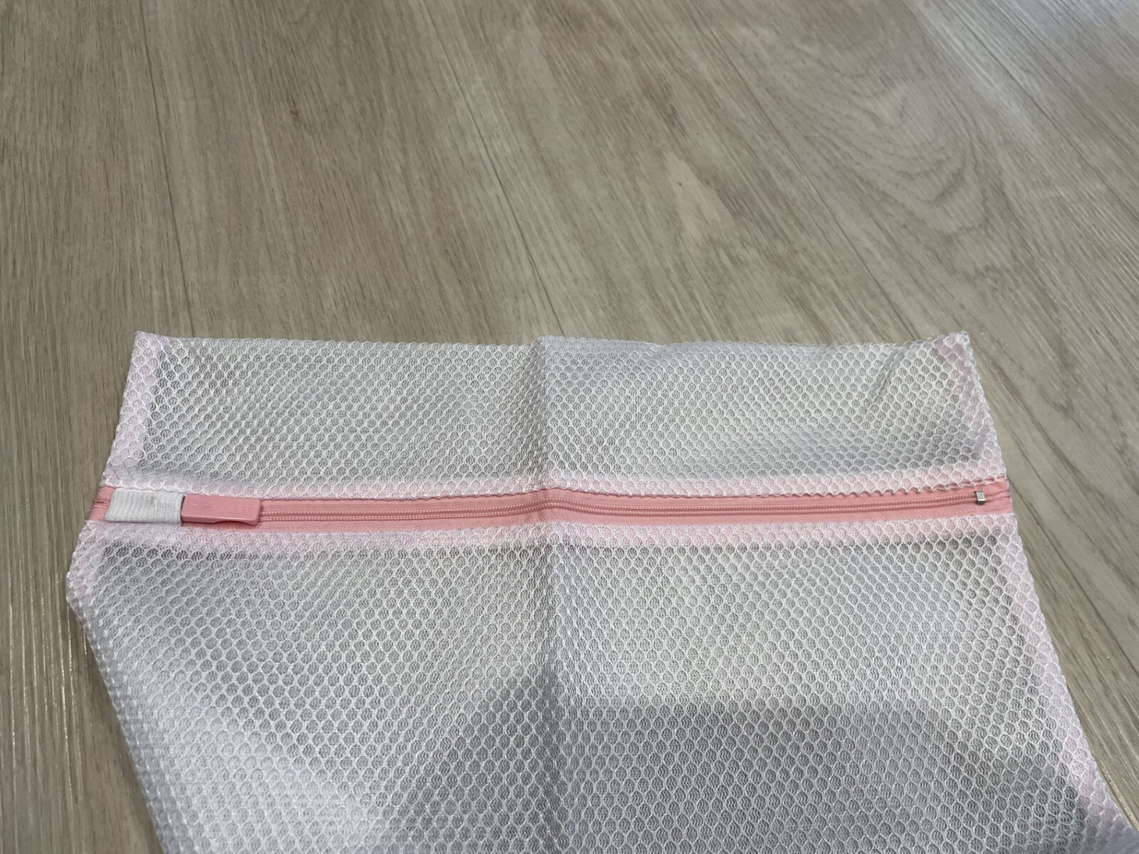 4 pcs Daiso 13 7/8inch* 19 3/4inch Laundury double layer mess bag Heavy Duty