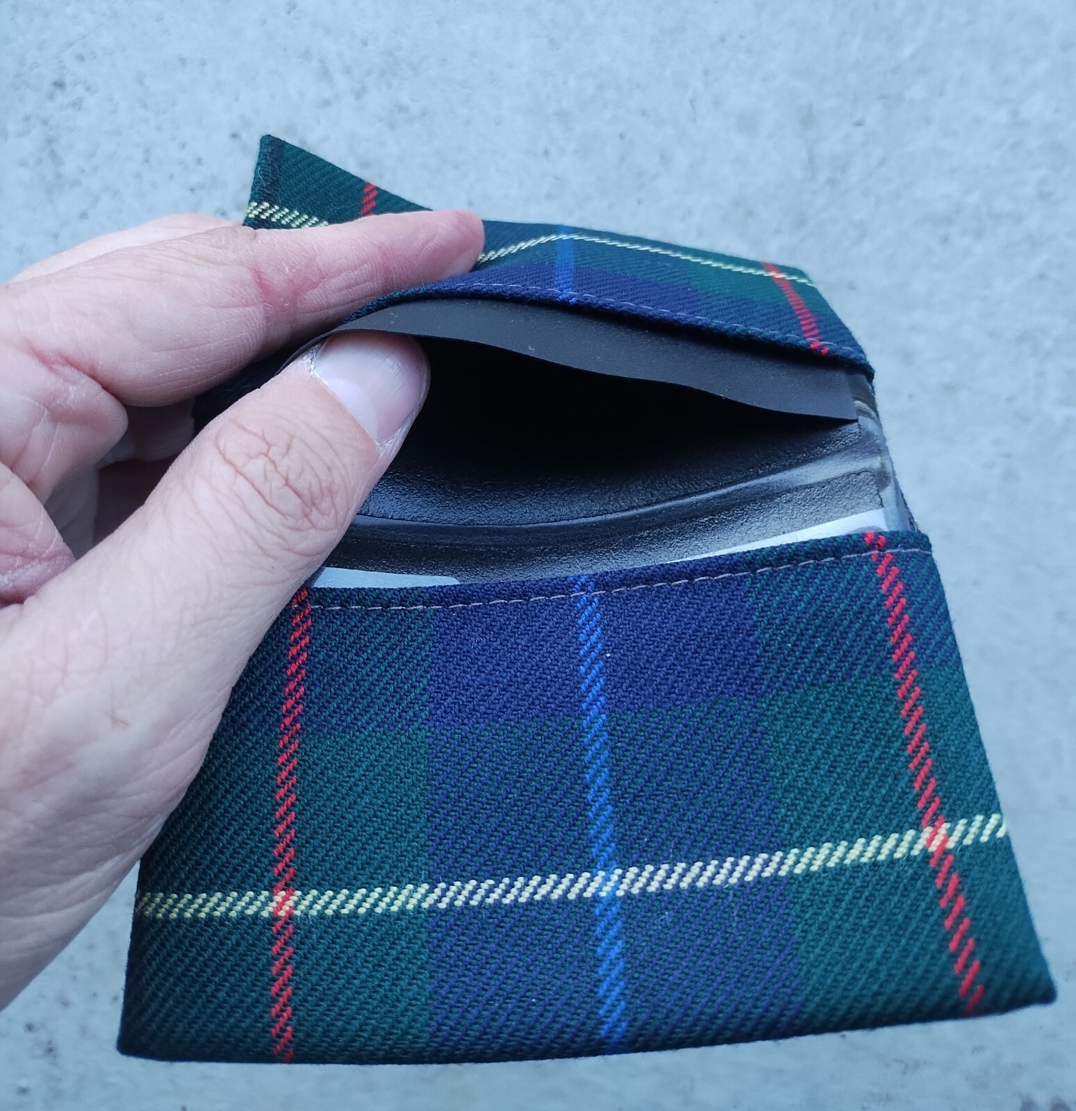 VINTAGE PENDLETON WOOL TARTON PLAID CREDIT CARD, BUSINESS CARD WALLET 4″ X 2.5″