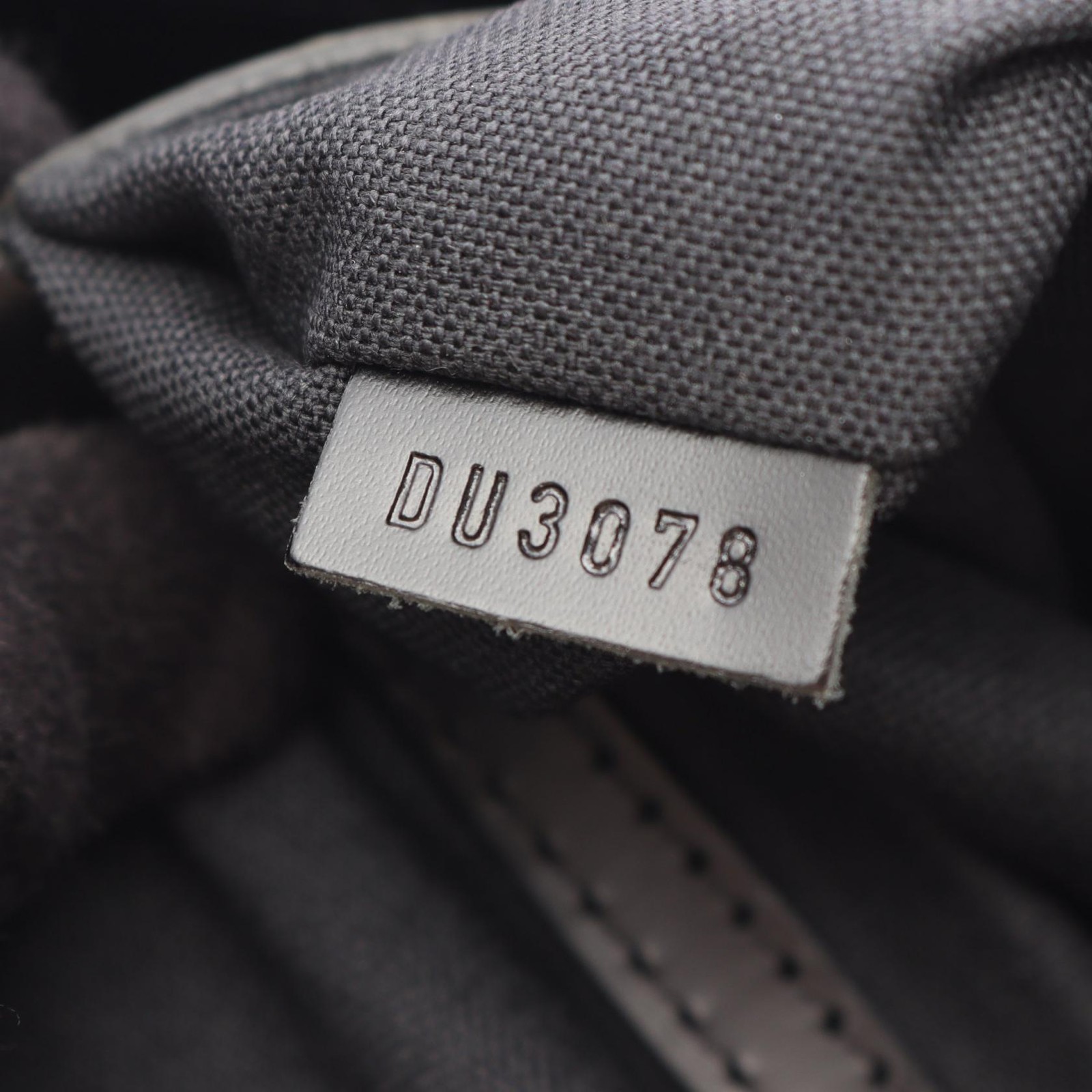 LOUIS VUITTON Tadao PM shoulder crossbody Tote Bag N41259 Damier Graphite